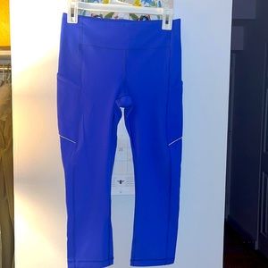 NWOT Lululemon Cropped Pants
